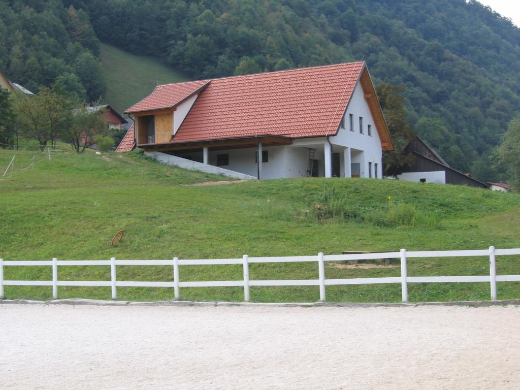 Apartment Sever Idrija Ruang foto